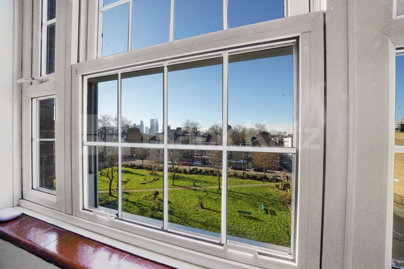 Superbly located Mid-Century development  Doddington Grove, Kennington